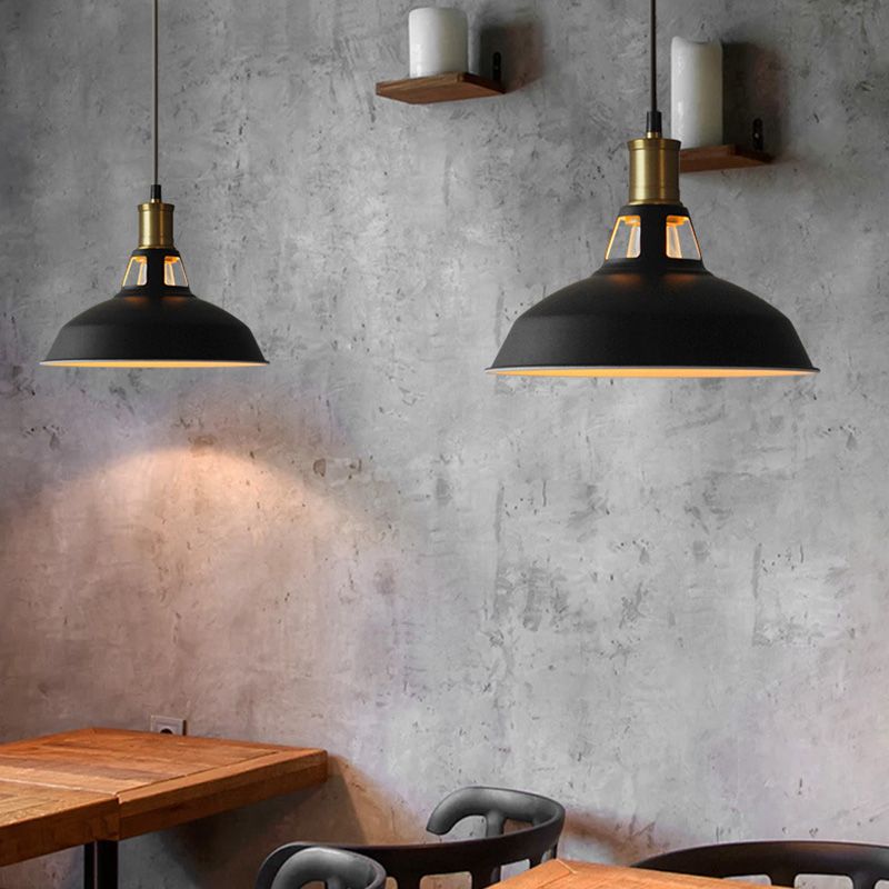 1 Light Barn Ceiling Pendant Creative Industrial Style Metal Pendant for Restaurant