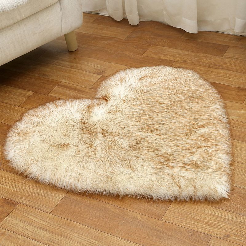 Loving Heart Shaped Plain Rug Multi-Color Comfort Rug Synthetic Wool Stain Resistant Non-Slip Pet Friendly Carpet for Girls Room