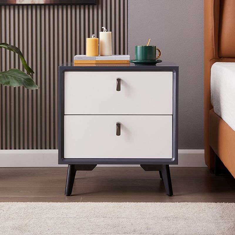 Solid Wood Bed Nightstand Modern Bedside Cabinet with Drawers