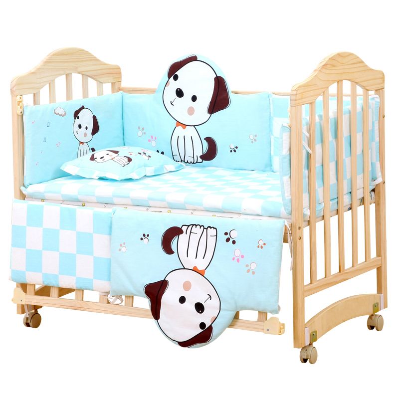 Pine Wood Scandinavian Nursery Bed Animal Print Crib with Wheels