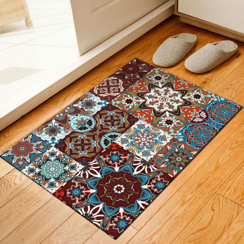 Brown Bedroom Rug Moroccan Flower Square Print Rug Polyester Anti-Slip Backing Carpet