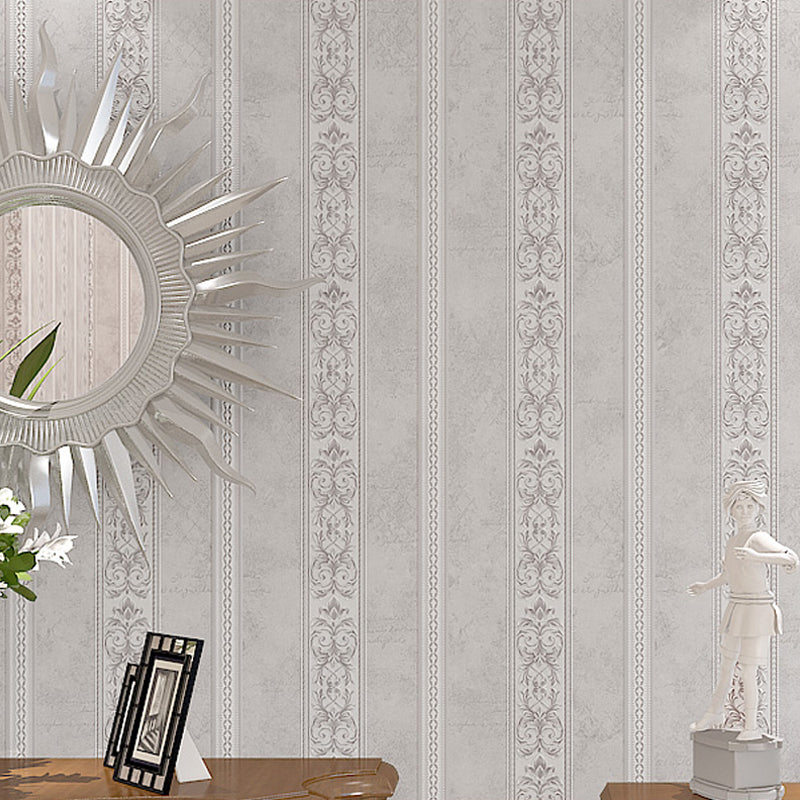 Flower Damask Wallpaper Vintage Non-Woven Material Wall Art in Dark Color, Moisture Resistant