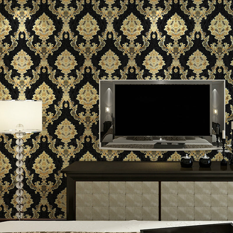 57.1-sq ft Retro Wallpaper Dark Color Damask Embroidered Wall Art, 33' L x 20.5" W