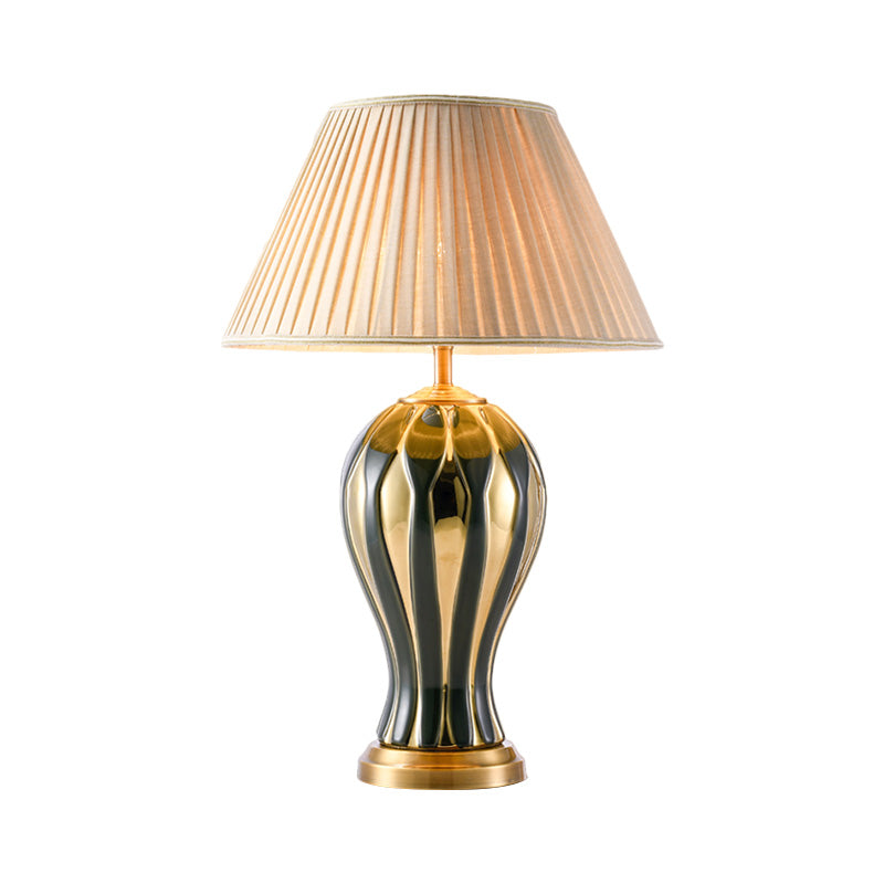 Schwarzgold Vase Design Basis Schreibtisch Leuchte Retro Porzellan 1 Leichter Lernraum Nachttischlampe mit konischem Stoff Schatten