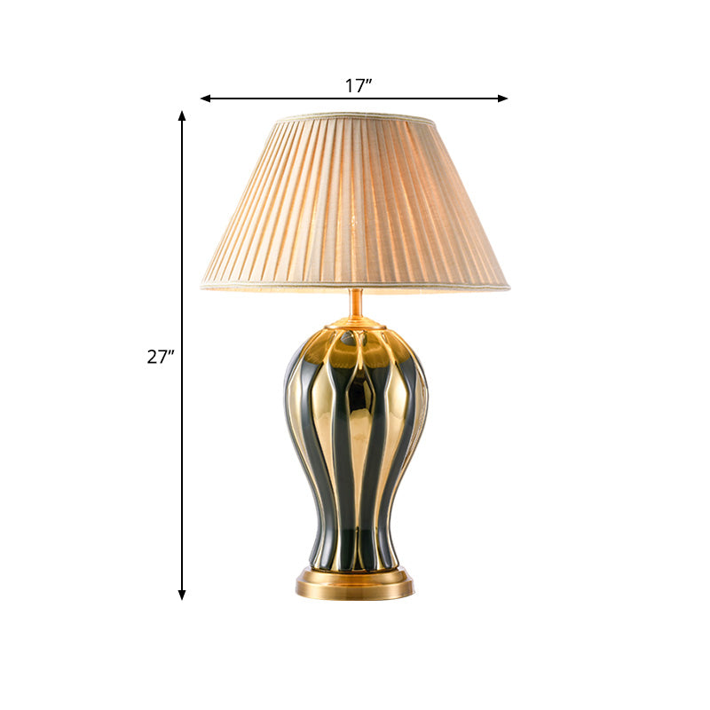 Schwarzgold Vase Design Basis Schreibtisch Leuchte Retro Porzellan 1 Leichter Lernraum Nachttischlampe mit konischem Stoff Schatten