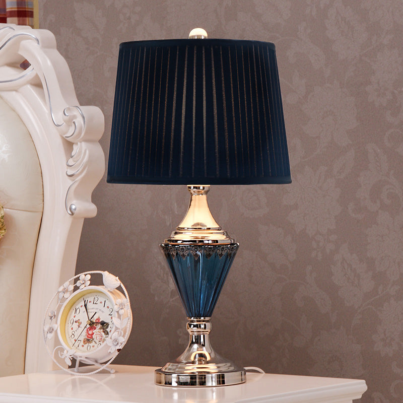 Black Barrel Shade Night Table Lamp Vintage Style Pleated Fabric 1 Bulb Bedroom Desk Light