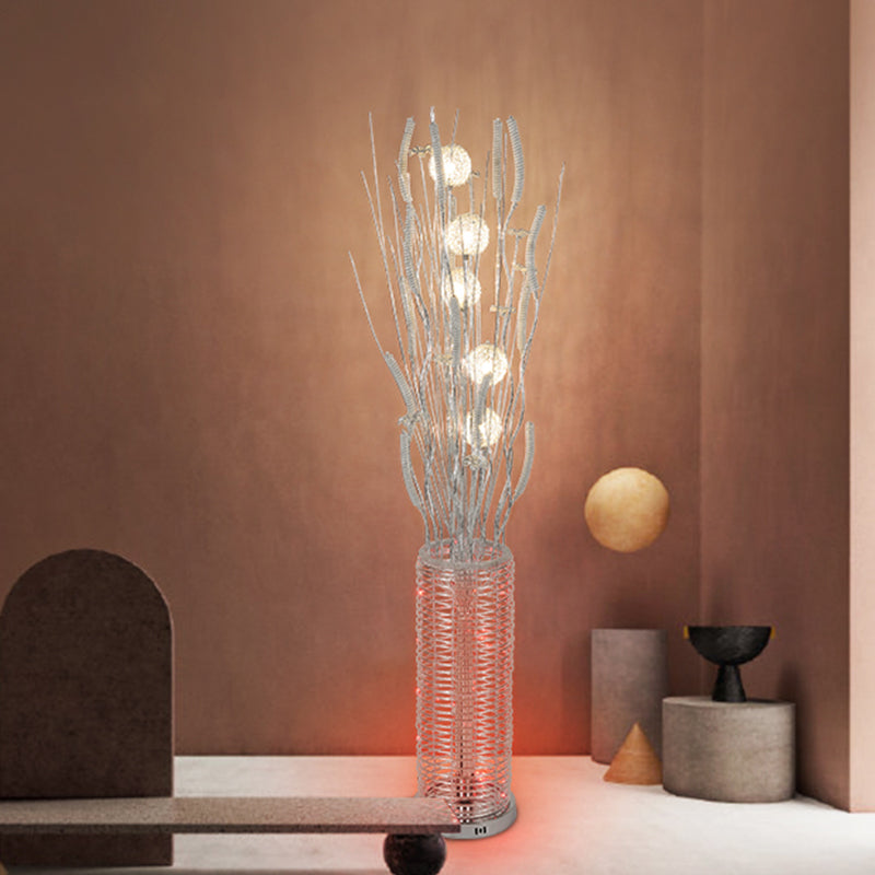 Decorative Tree-Shaped Stand Up Lamp LED Aluminum Reading Floor Lighting with Flower Decor in Silver, Warm/White Light