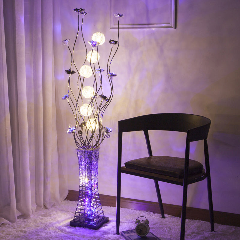 Metallic Tree Branch Stand Up Lamp Decoratieve salon LED LED LAAD LICHT MET Trapezoid Base in zwart en zilver