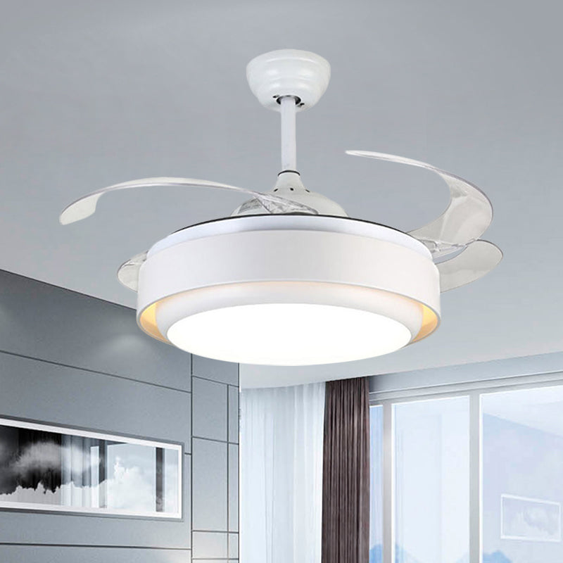 Acryl -cirkelvormige hangende ventilatorlamp eenvoud 42,5 "breed led wit dicht bij plafondverlichting met 4 messen