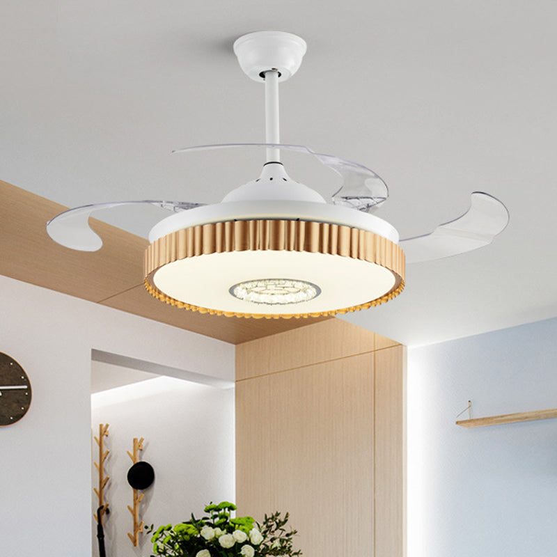 Bruin/wit/gouden ronde semi -spoelige Noordse stijl 42,5 "W LED Acrylhangende ventilatorverlichting met 4 messen