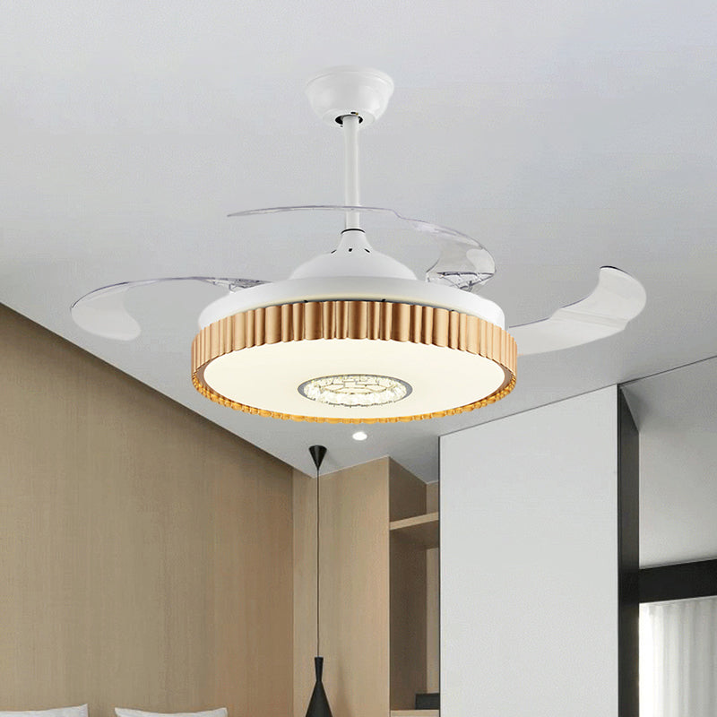 Bruin/wit/gouden ronde semi -spoelige Noordse stijl 42,5 "W LED Acrylhangende ventilatorverlichting met 4 messen