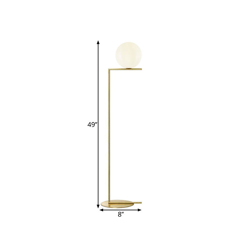 Luz de piso en forma de orbe de oro Minimalismo 1 Bulbo de vidrio esmerilado Ángulo recto Lámpara de pie