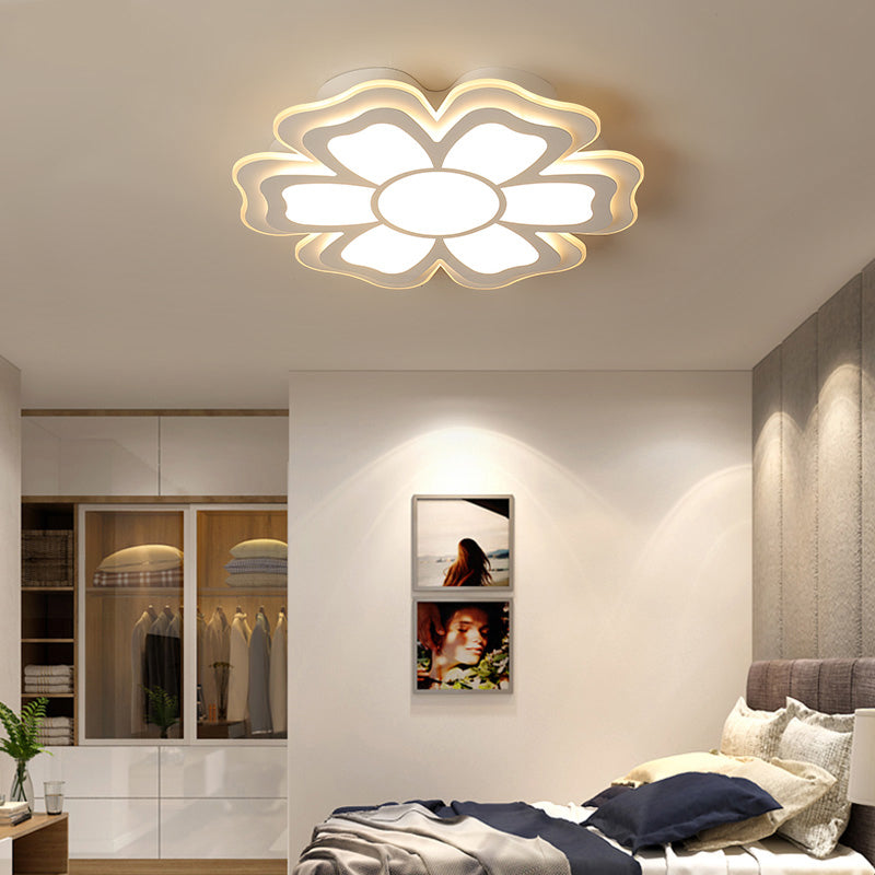 Plafonnier LED moderne et créatif en forme de fleur, avec diffuseur en acrylique, blanc chaud/blanc, pour chambre à coucher, 16,5 / 20,5 / 24,5 po de diamètre