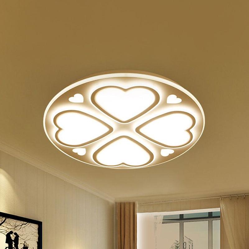 16.5"/20.5"/24.5" W Clover Flush Mount Lighting Contemporary Metal and Acrylic Shade White Flush Ceiling Lamp in White/Warm