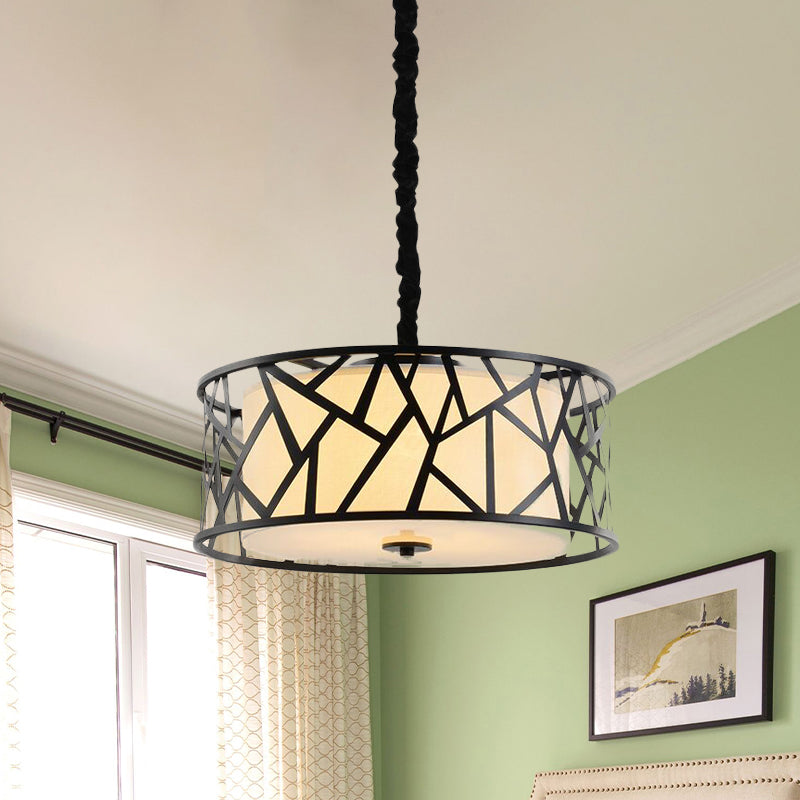 Éclairage pendentif tambour à cage en fer Vintage de 5 têtes de plafond de plafond en noir avec de l'ombre en tissu à l'intérieur