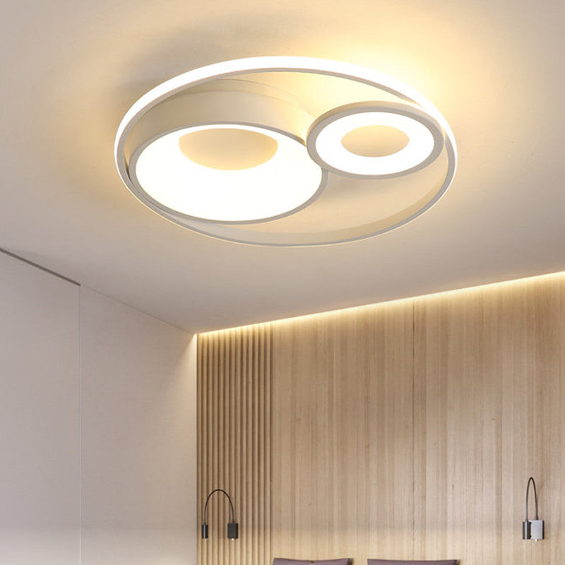 3 Circles Hotel Ceiling Lighting Metallic Nordic 16"/19.5" Wide LED Flush Mount Fixture in Warm/White Light, Black/White