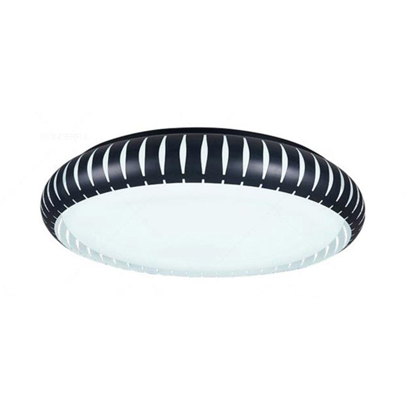 White / Black Circular Flush Mount Ceiling Light with Hollow Shade Simple Metal LED Ceiling Flush Mount for Living Room, 18.5 "/22.5" Diameter