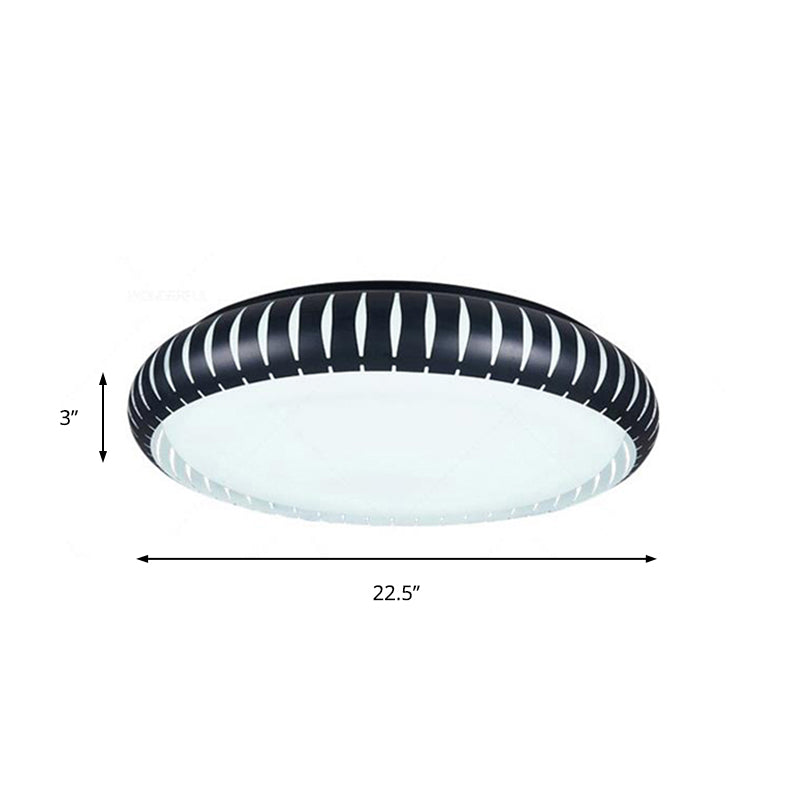 White / Black Circular Flush Mount Ceiling Light with Hollow Shade Simple Metal LED Ceiling Flush Mount for Living Room, 18.5 "/22.5" Diameter