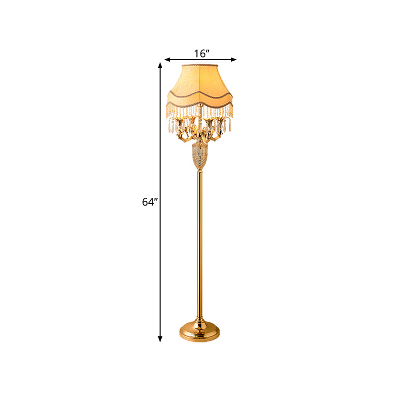 Lampada da cernice Candelabra a 1 testa tradizionale tradizionale lampada da lettura del pavimento in cristallo oro con tonalità in tessuto beige