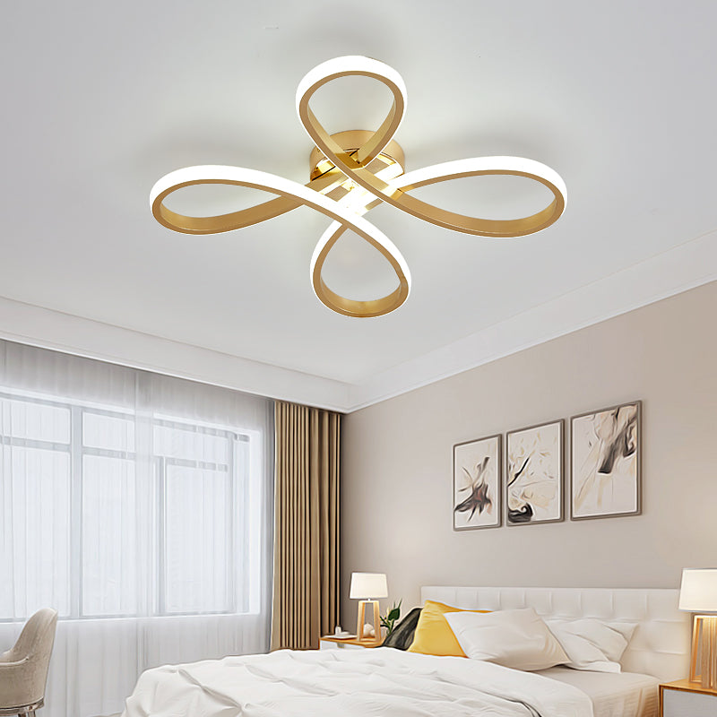 Nordic Clover Flush Mount Light Acrylic Gold LED Ceiling Flush Mount for Bedroom in Warm/White, 21.5"/25.5" Wide