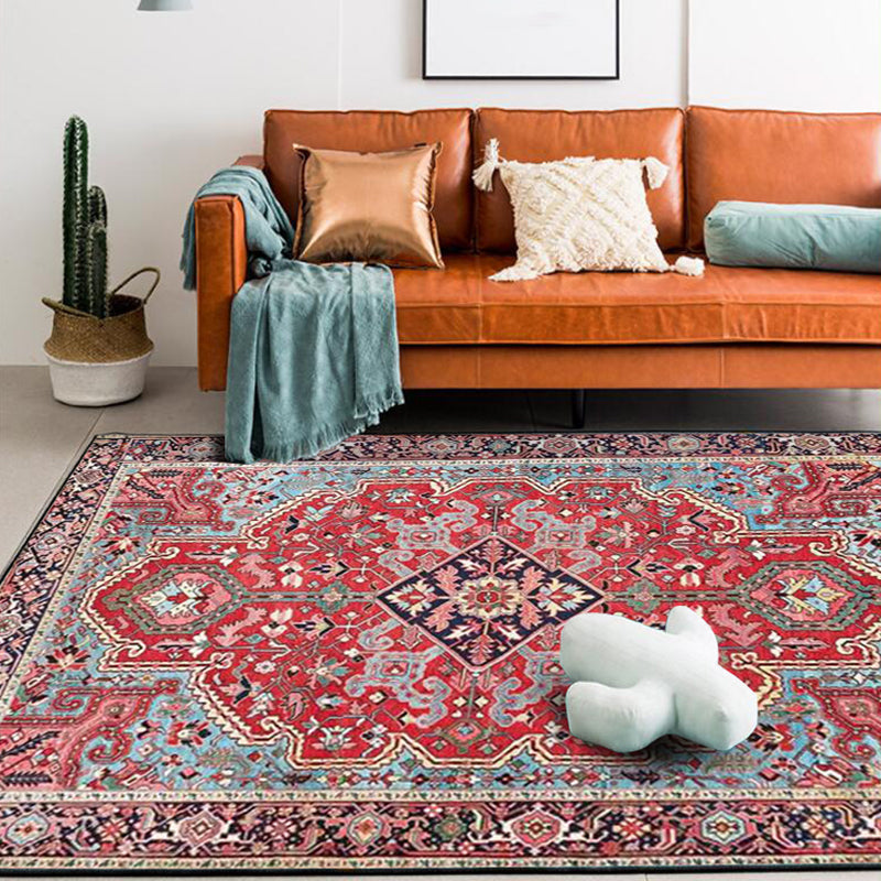 Red Bedroom Rug Moroccan Medallion Floral Pattern Area Rug Polyester Pet Friendly Anti-Slip Backing Carpet