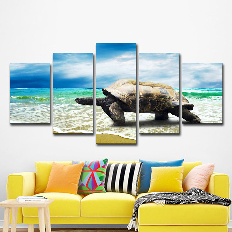 Contemporary Turtle Art Print Blue and Grey Beach Scenery Wall Decoration for Home