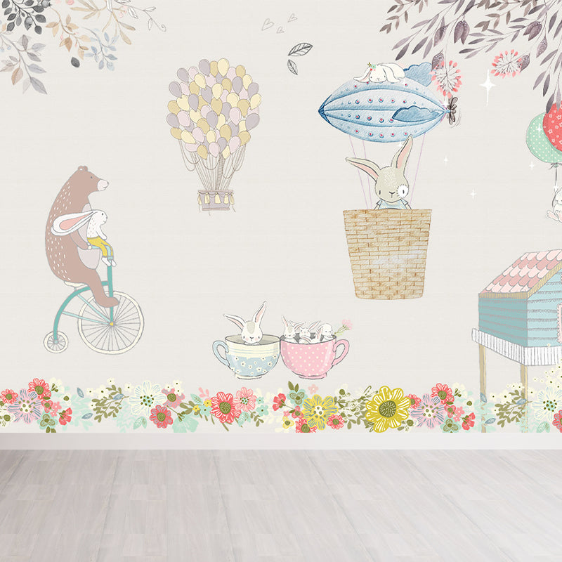 Customised Illustration Kid's Style Mural Wallpaper with Cartoon Animals in Light Color