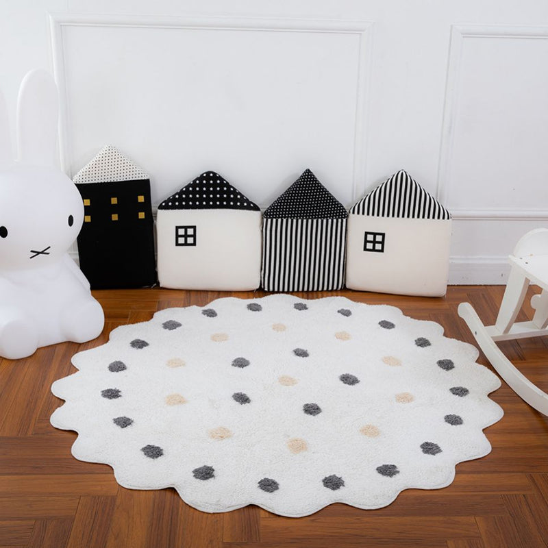 Tapis irrégulier blanc et brun pour enfants Polka Polka Match Area Rapis Polyester Tacle-Resistant Carpet