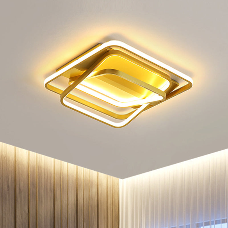 Plafond de plafond à 3 carrés Lumière montée moderniste Metallique LED Gold Flush Lighting pour le salon