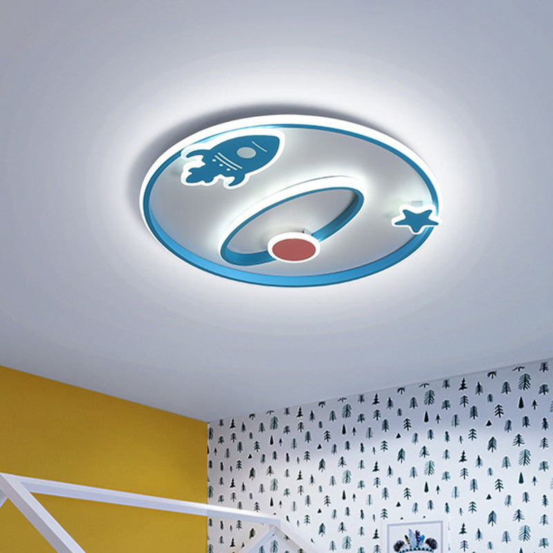 Spaceship Flush Mount Funte Faretty Acrilic LED Nursery vicino alla lampada a soffitto in blu