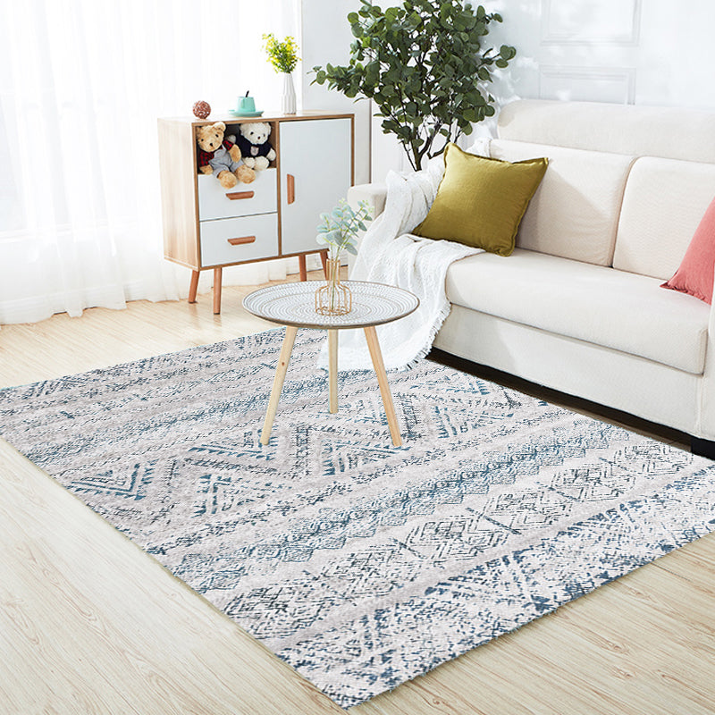 Retro Striped Pattern Rug Grey Polyester Rug Washable Pet Friendly Anti-Slip Carpet for Living Room