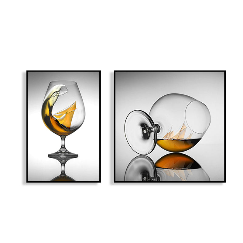 Wine Glasses Wall Art Modern Decent Drinks Canvas Print in Dark Color for Restaurant