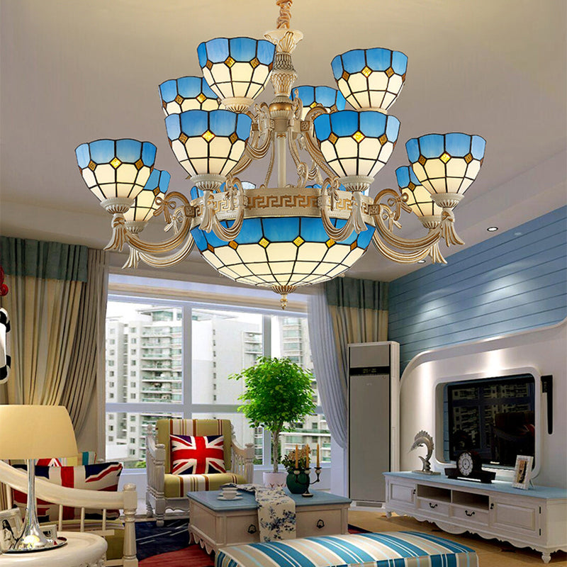 Gelaagde plafond kroonluchter Tiffany gebrandschilderd glas 15 lichten blauw hangend licht voor woonkamer met gebogen arm