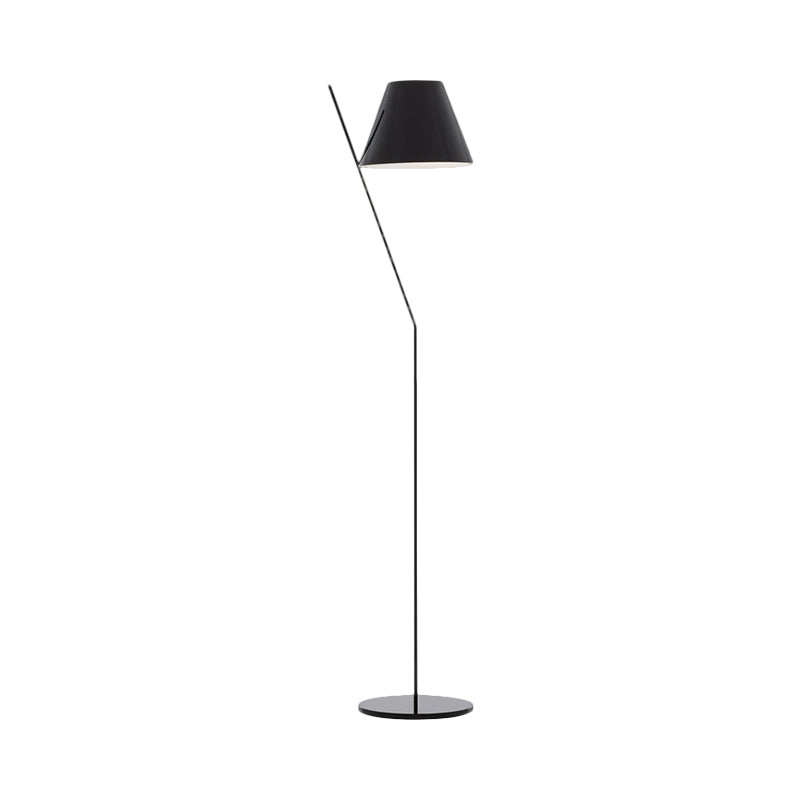 Cono nero lampada in piedi minimalismo in tessuto a 1 luce illuminazione per salotto