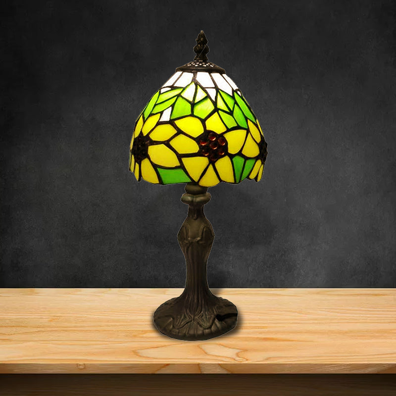 Stained Glass Sunflower Desk Light 1 Head Tiffany Rustic Study Light in Yellow for Child Bedroom