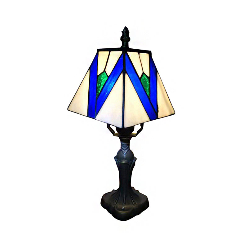 1 Light Craftsman Desk Light Tiffany Classic Glass Reading Light in Blue/White para iluminación de dormitorio