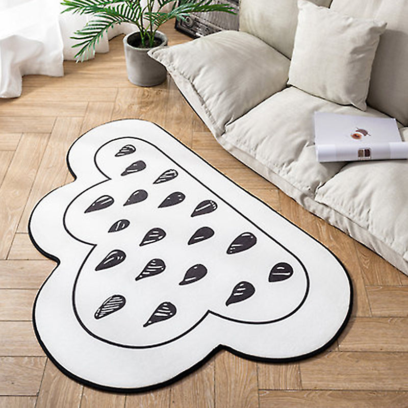 Tapis de motif nuage blanc avec taches de nouveauté en polyester