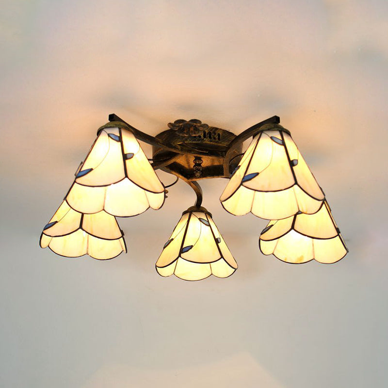 Clear/Blue/Beige Lodge Semi Flush Light met kegel schaduw glas in lood 5 lichten semi -flushmount voor trap