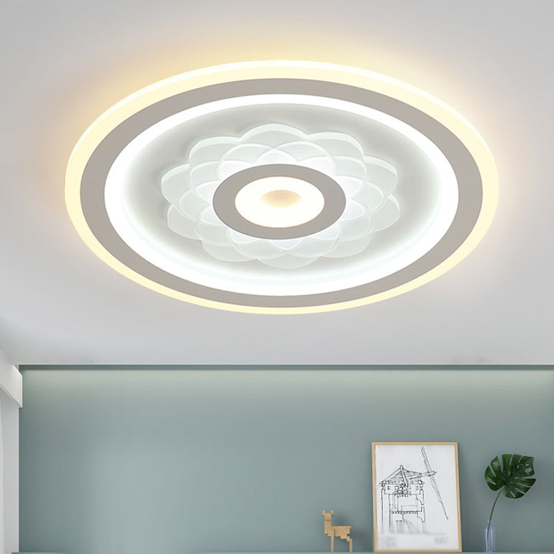 Circular Ceiling Light Fixture Contemporary Acrylic LED White Flushmount Lighting with Flower Pattern