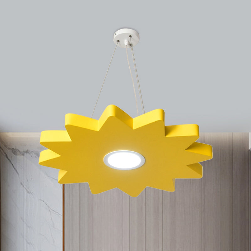 Metalen zon/ster/maan plafondlicht kinderstijl LED hanger kroonluchter in geel/oranje/blauw voor speelkamer