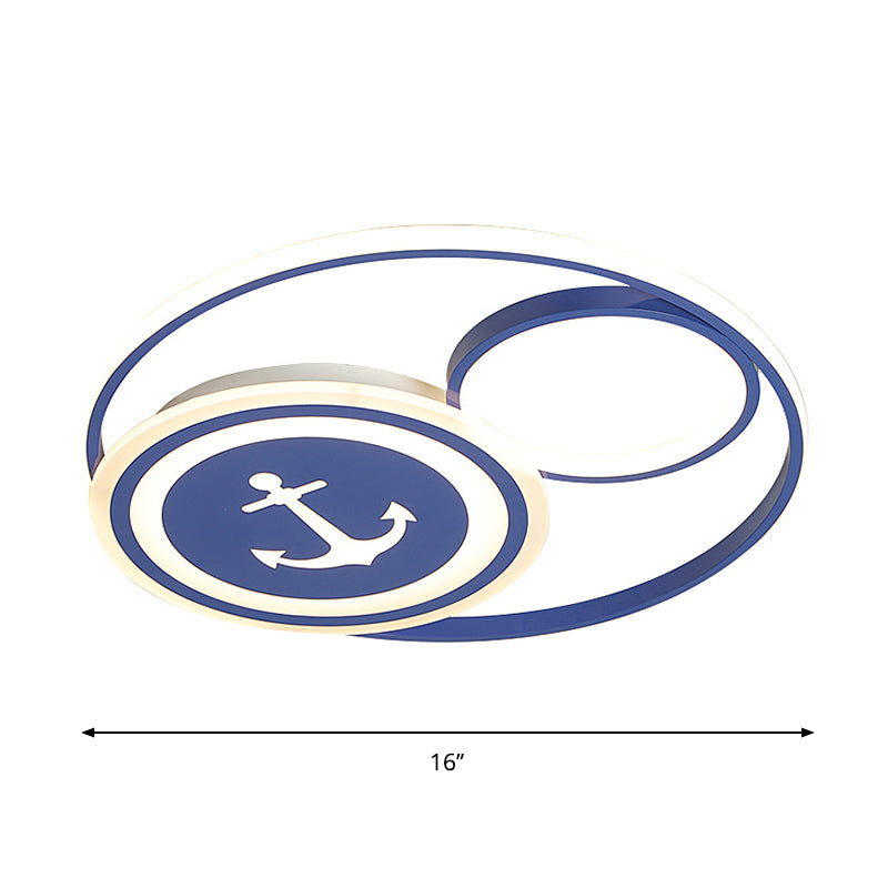 Rond près de l'éclairage du plafond