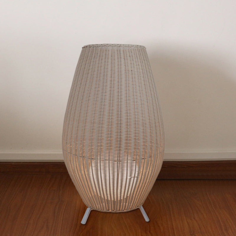 Pavimento ovale in piedi in piedi leggero rattan asiatico beige/marrone lampada da pavimento con tonalità acrilica sferica interna