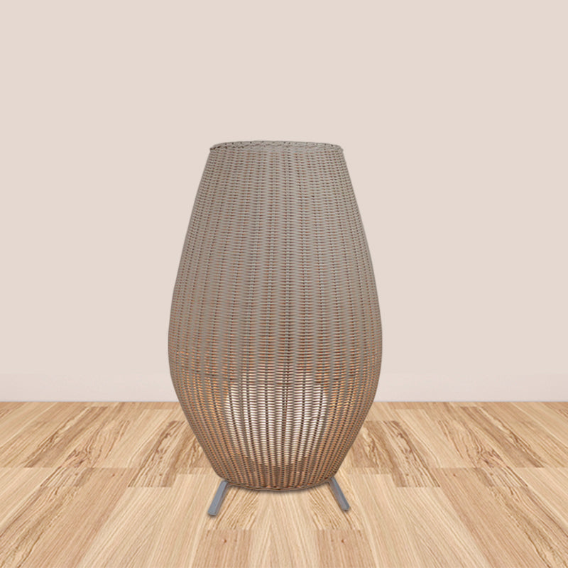 Pavimento ovale in piedi in piedi leggero rattan asiatico beige/marrone lampada da pavimento con tonalità acrilica sferica interna