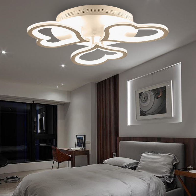 Acrylic Loving-Heart LED Ceiling Mount Light Contemporary Ceiling Lamp in White for Game Room