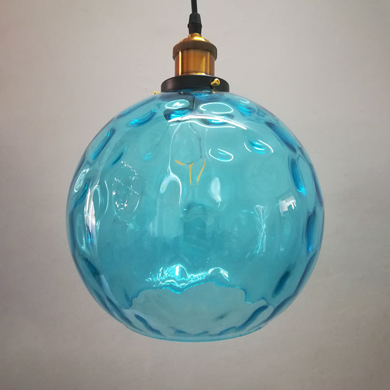 Boule de verre bleu ondulant lumière suspendue moderne 1 lumière 8 "/ 10" / 12 "Wroth plafond de suspension en laiton