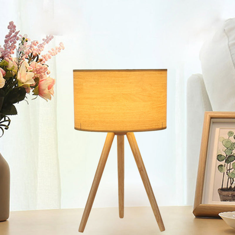 1 Bulb Bedside Table Lamp Minimalist Wood Tripod Night Light with Column Fabric Shade