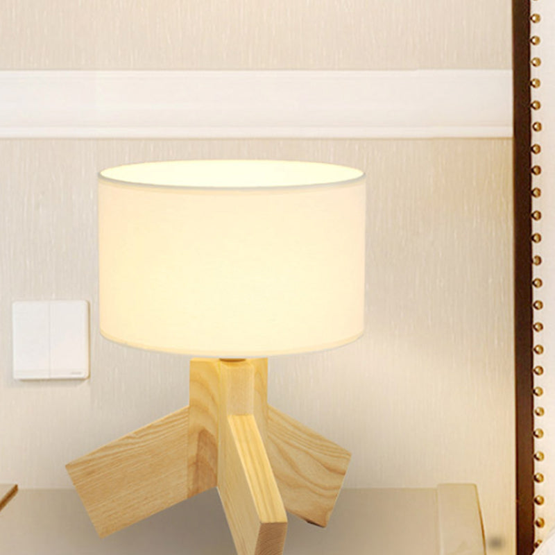 Drum Fabric Table Light Nordic Single Bulb Wood 3-Leg Night Stand Lamp for Bedroom