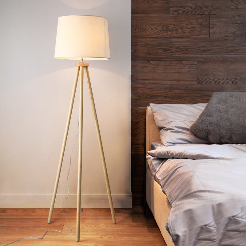 Minimaliste 1 Tripod Light Plancher clair tambour blanc tambour debout lampadaire avec de l'ombre en tissu