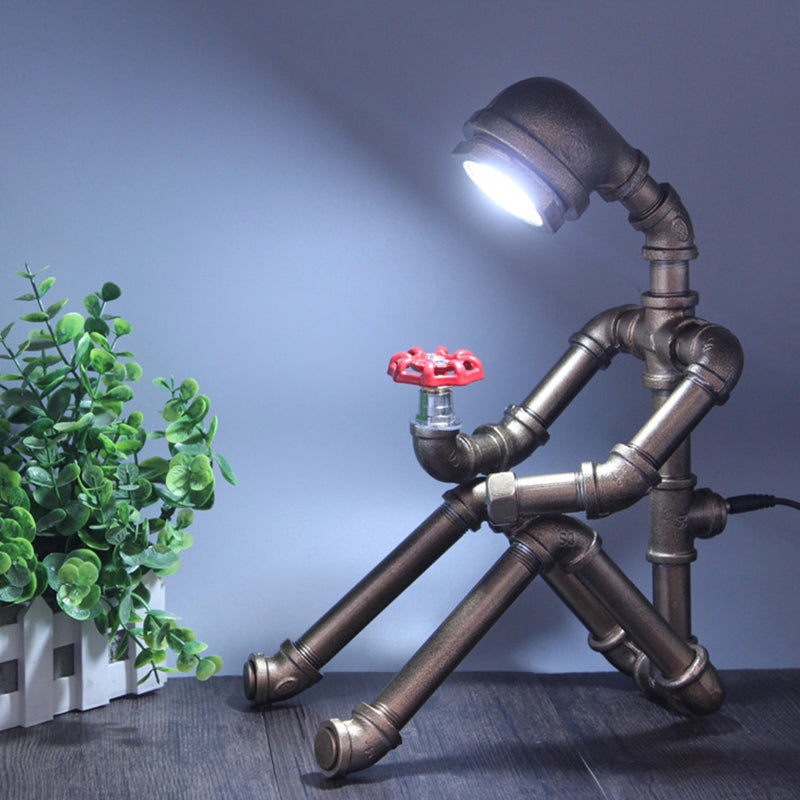 Sitting Pipe-Man Bedside Night Lamp Industrial Style Iron 1 Head Silver/Bronze Table Lighting