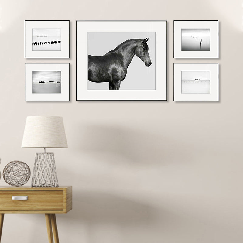 Photography Horse Pattern Wall Decor Dining Room Wild Animal Canvas Art in Light Color